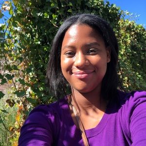 Meet your Posher, Breanna